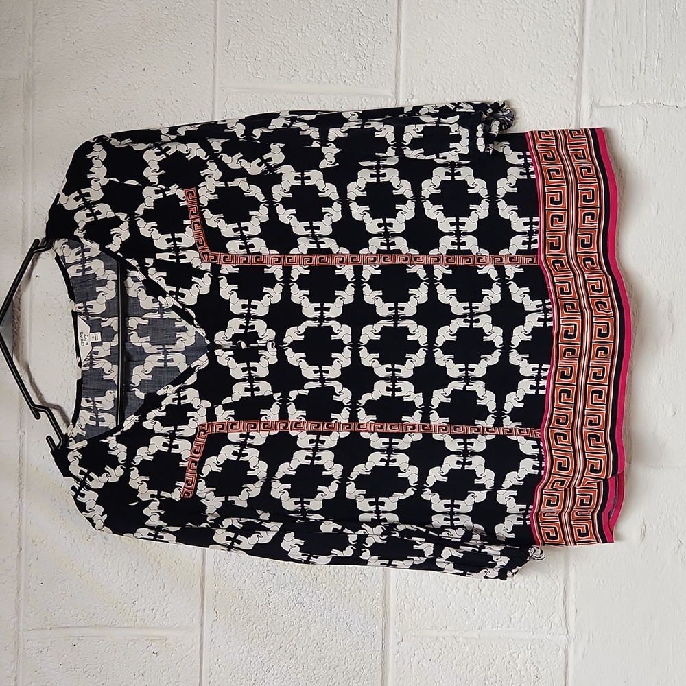 Crown & Ivy 3/4 Sleeve Blouse